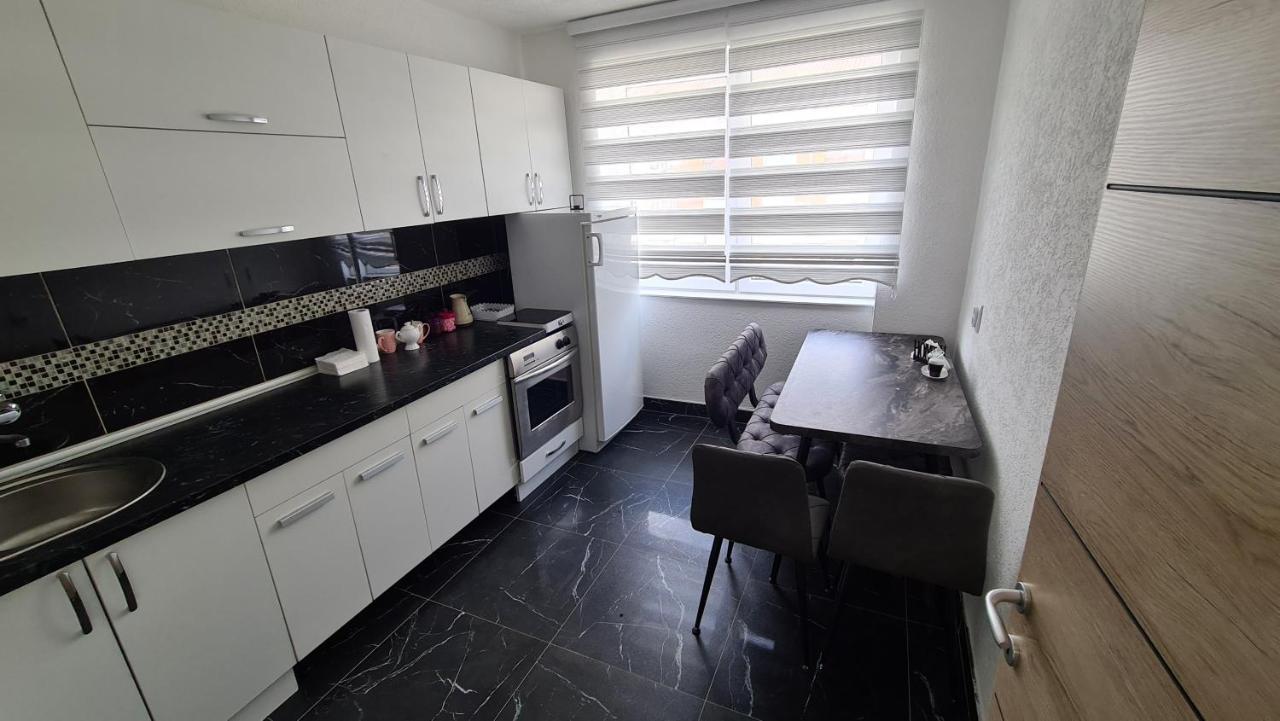 Galata Vip Apartment Novi Pazar Luaran gambar